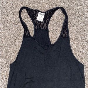 Women’s workout top